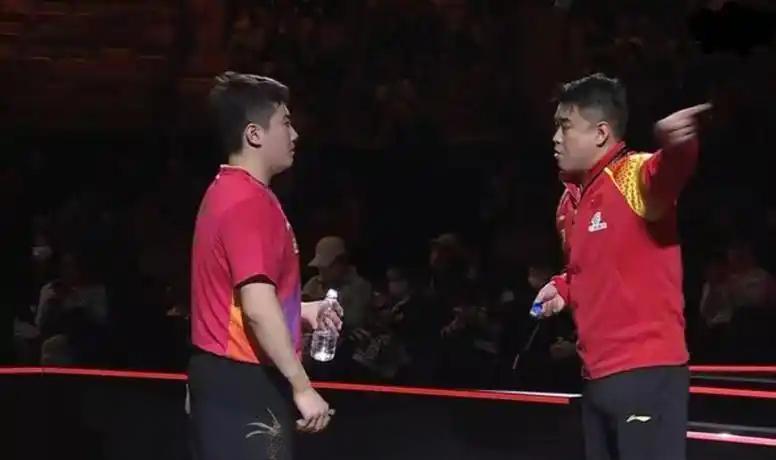 韩国队完胜日本队，王皓扛起全队