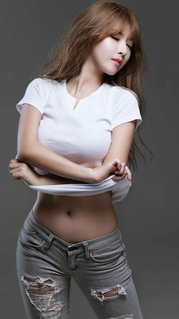 马丁内利替补神兵天降,巴萨加时鏖战突围安哥拉黑马