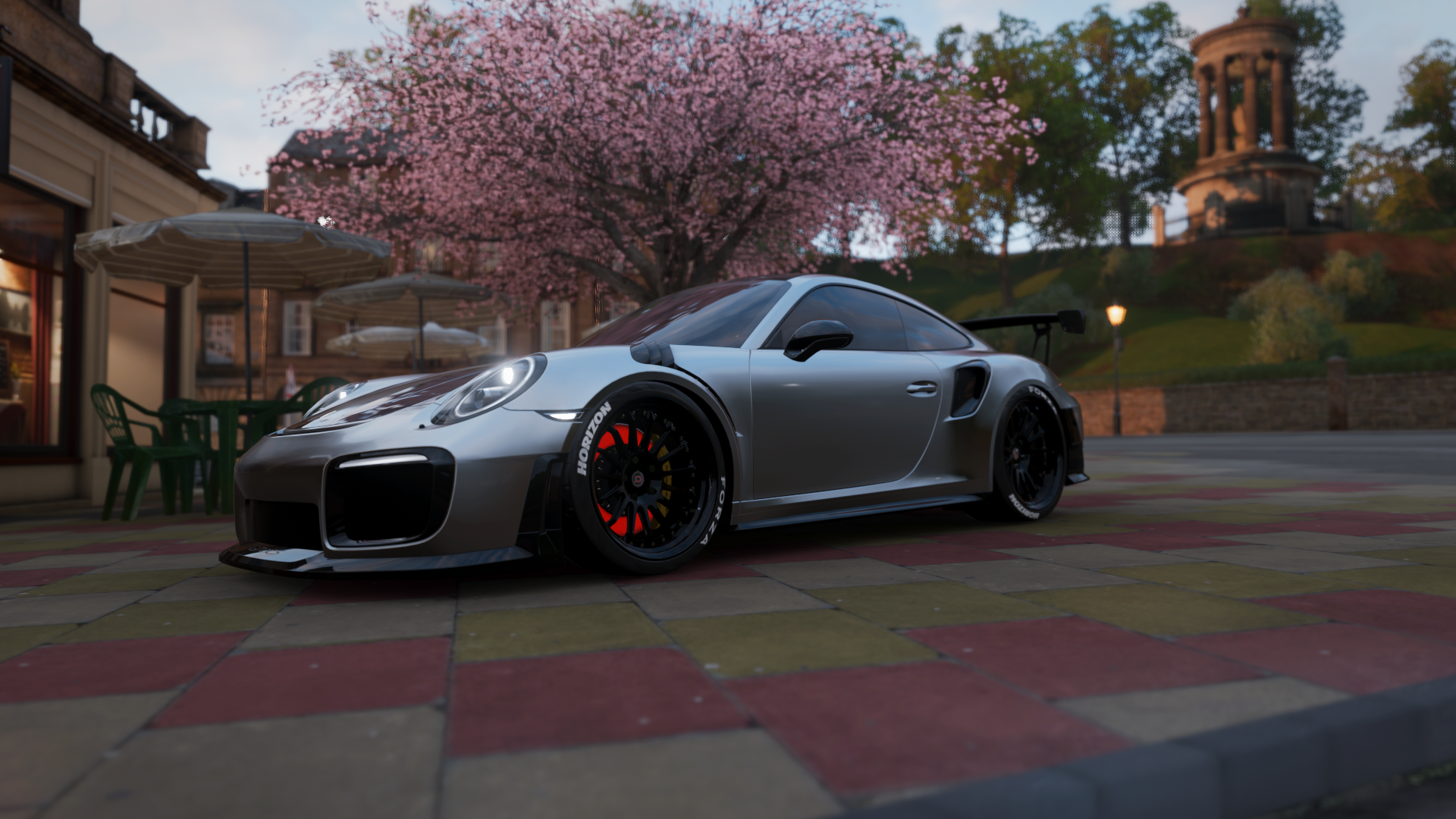 夜幕下的双线战场，赖斯如何用攻防艺术锁定F1王座