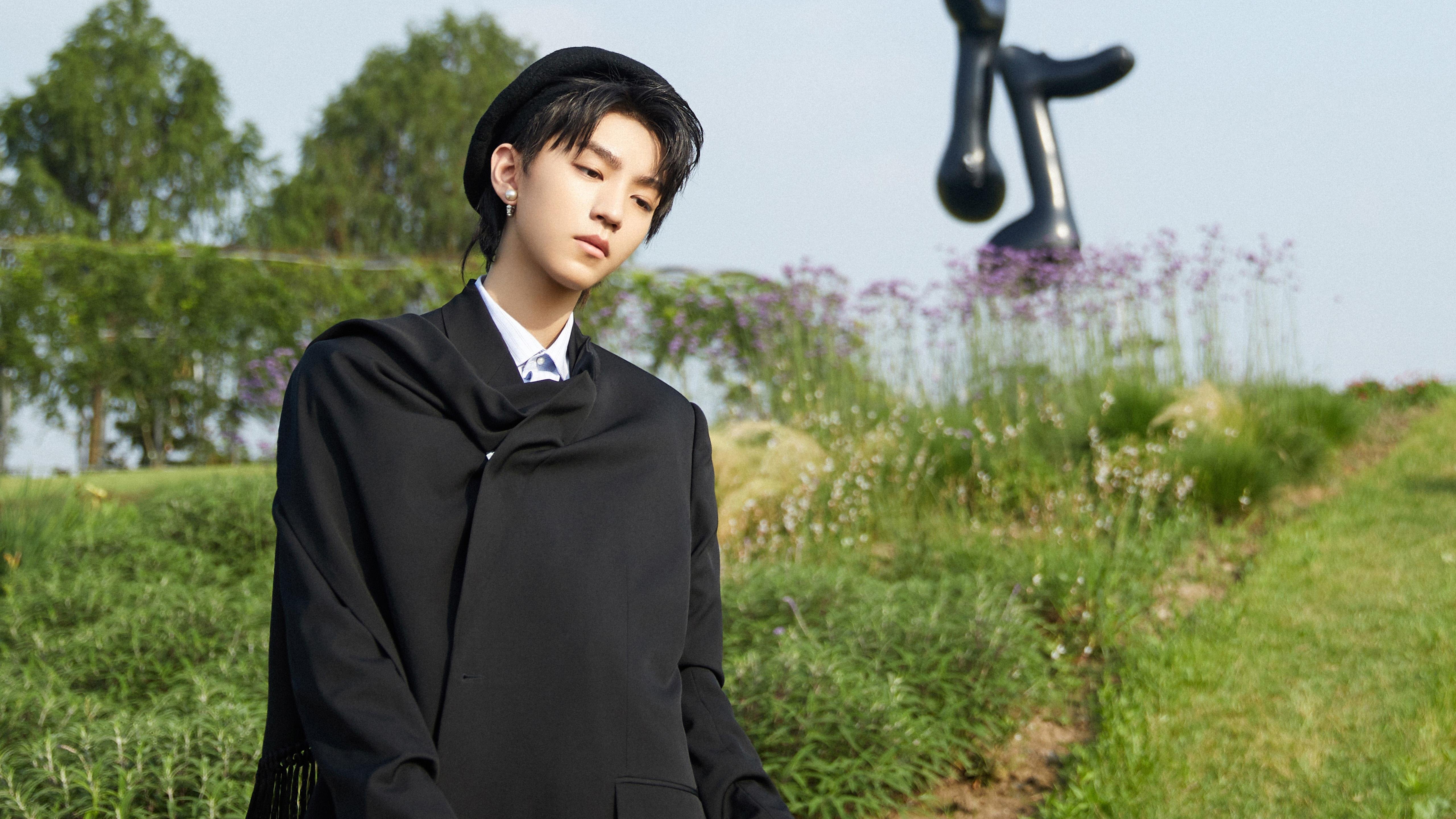 防守的艺术，一枚硬币的两面—论富安健洋的极致单防与皇家社会的体系碾压