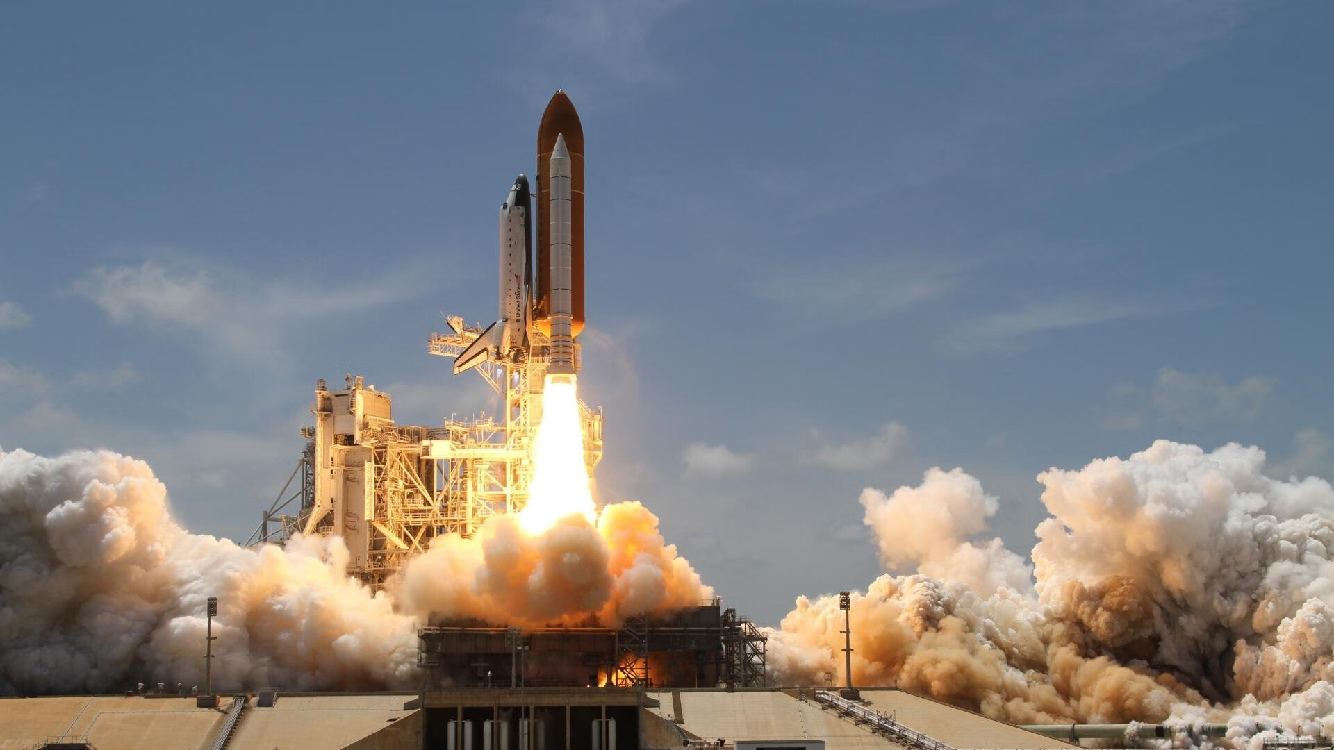 绿茵铁血与三分风暴，欧冠草皮上的CBA对决哲学