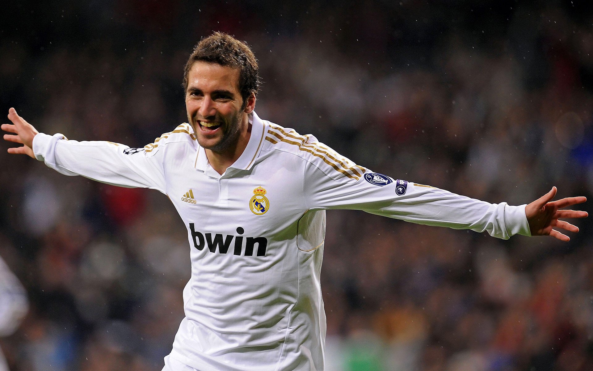 当NBA季后赛的绞杀战，遇上绿茵场的波兰铁幕