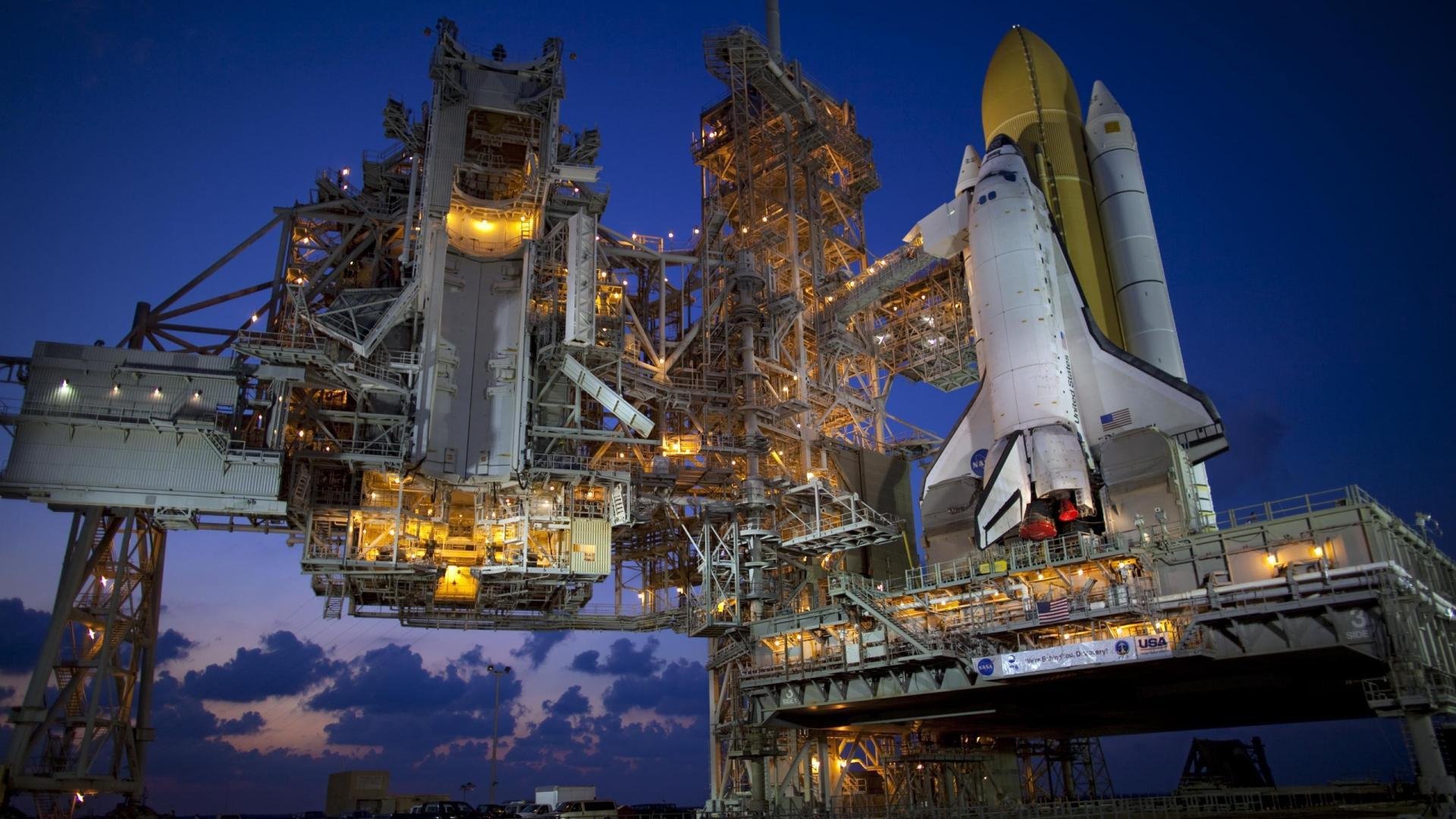 生死夜，寂静的发动机